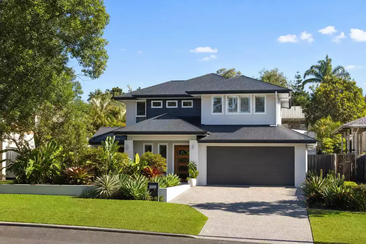 Roof cleaning in Narangba