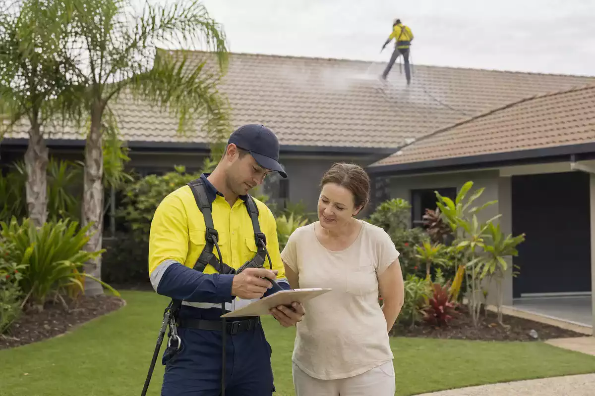 How Much Does Roof Cleaning Cost in Brisbane?